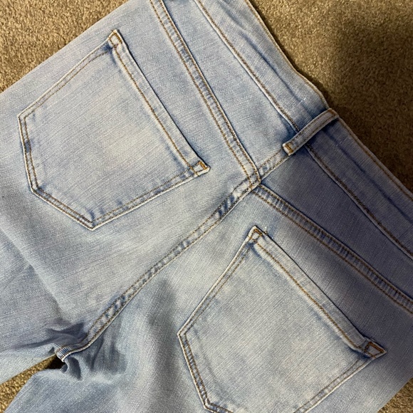 FOREVER 21 High Waisted Bellbottom Jeans - Picture 5 of 5